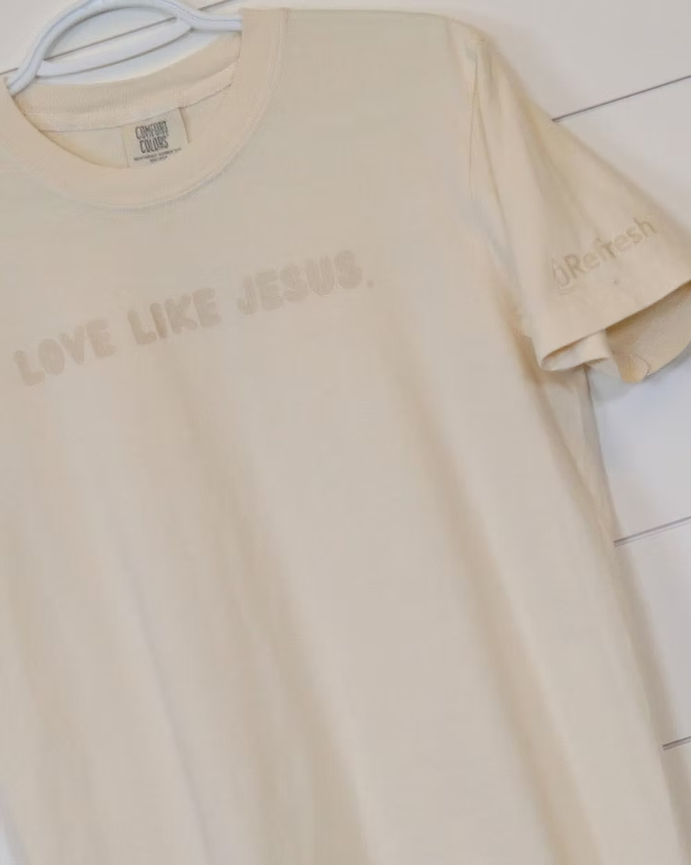 Love Like Jesus Tee